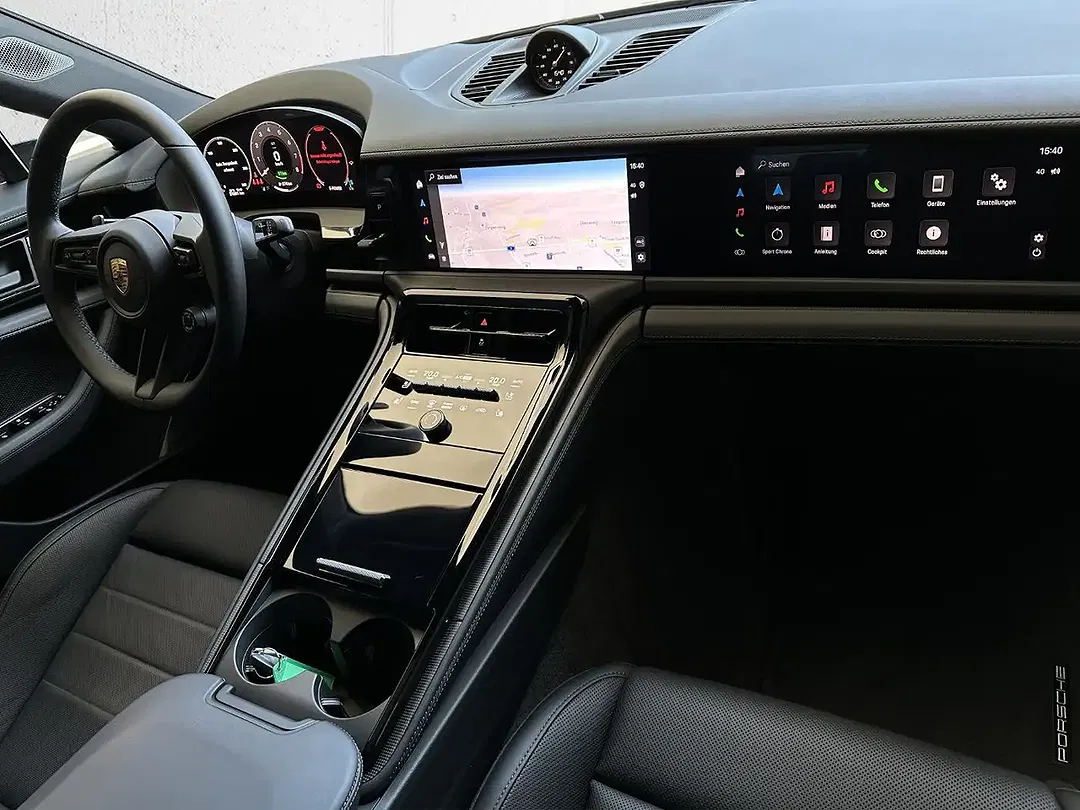 Porsche Panamera E-Hybrid - Thumbnail 10