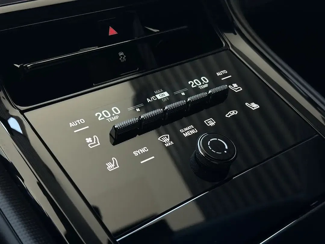 Porsche Panamera E-Hybrid - Thumbnail 12