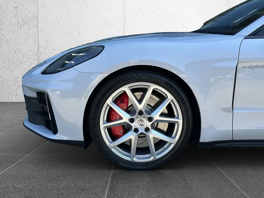 Porsche Panamera E-Hybrid - Thumbnail 6