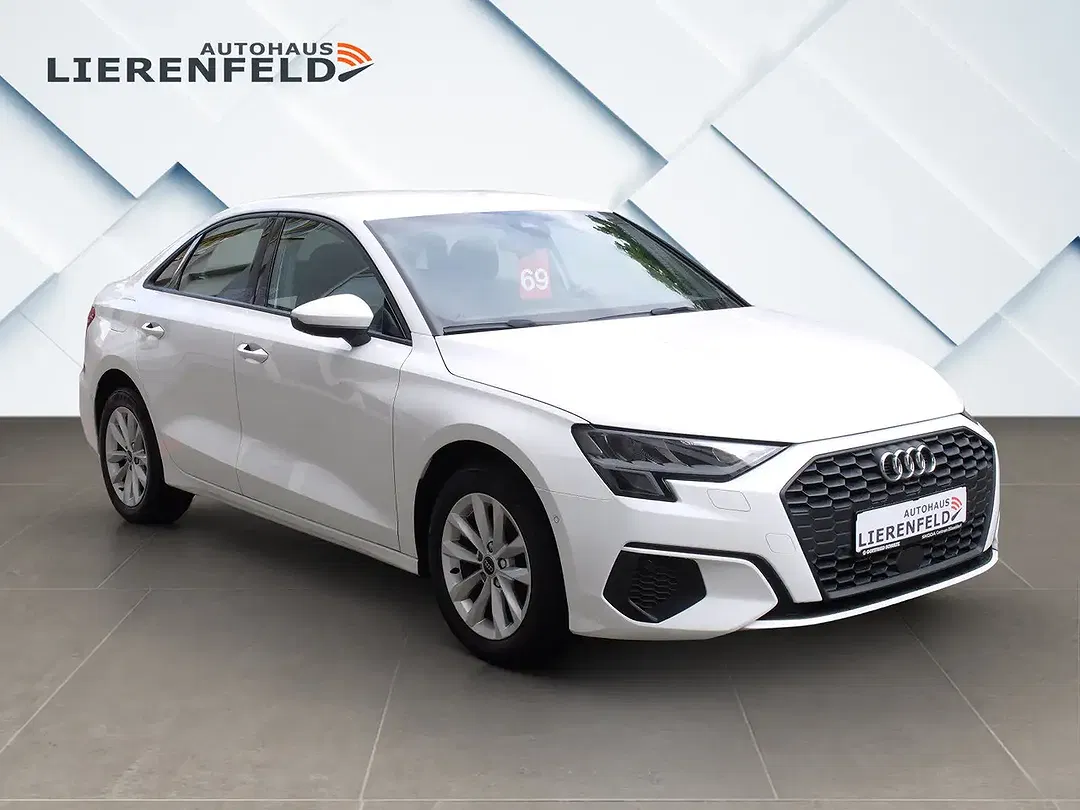 Audi A3 30 TDI AUT - Thumbnail 3
