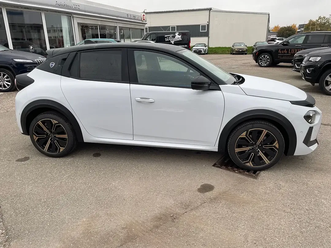 Lancia Ypsilon Hybrid HF - Thumbnail 5