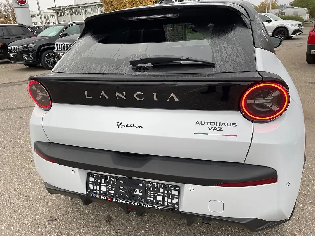 Lancia Ypsilon Hybrid HF - Thumbnail 6