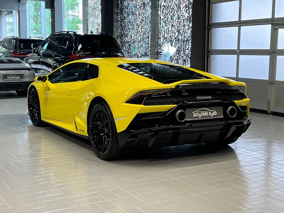 Lamborghini Huracán RWD EVO - Thumbnail 5