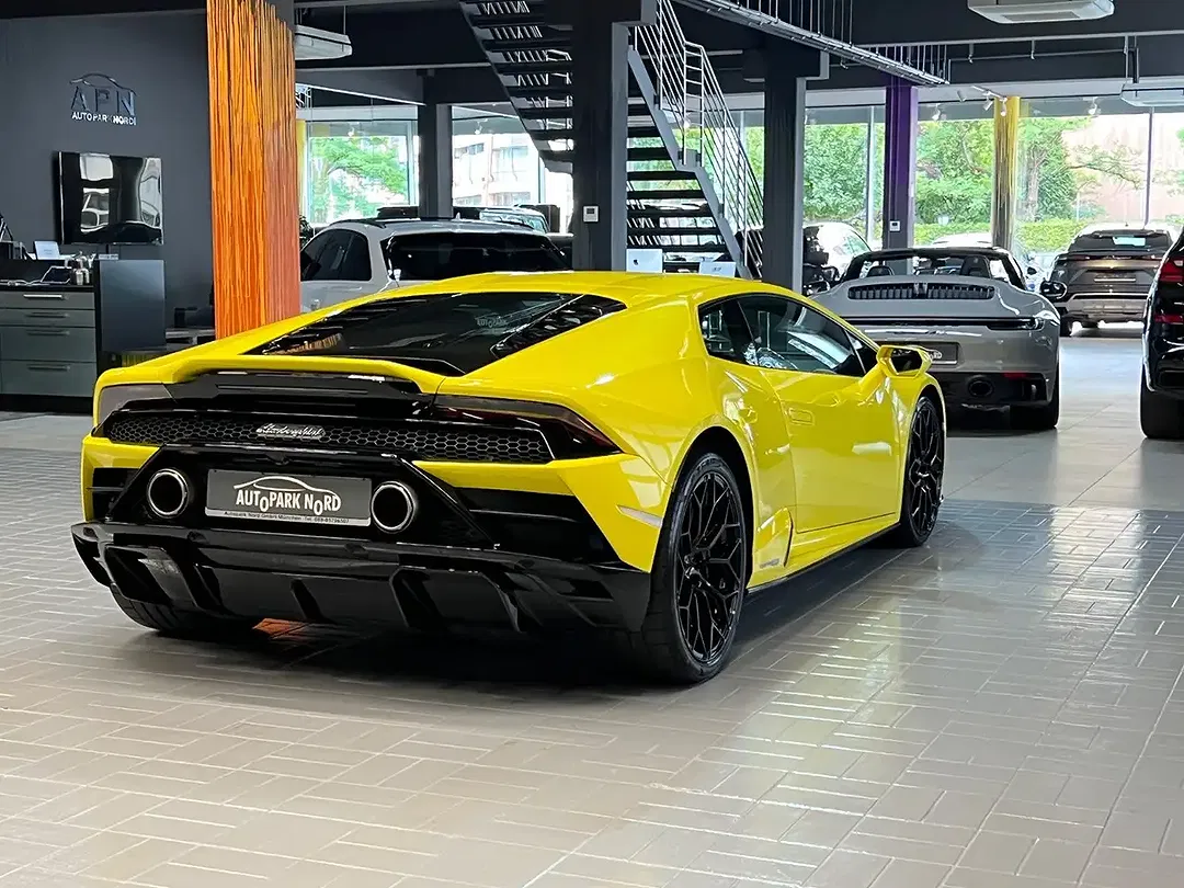Lamborghini Huracán RWD EVO - Thumbnail 7