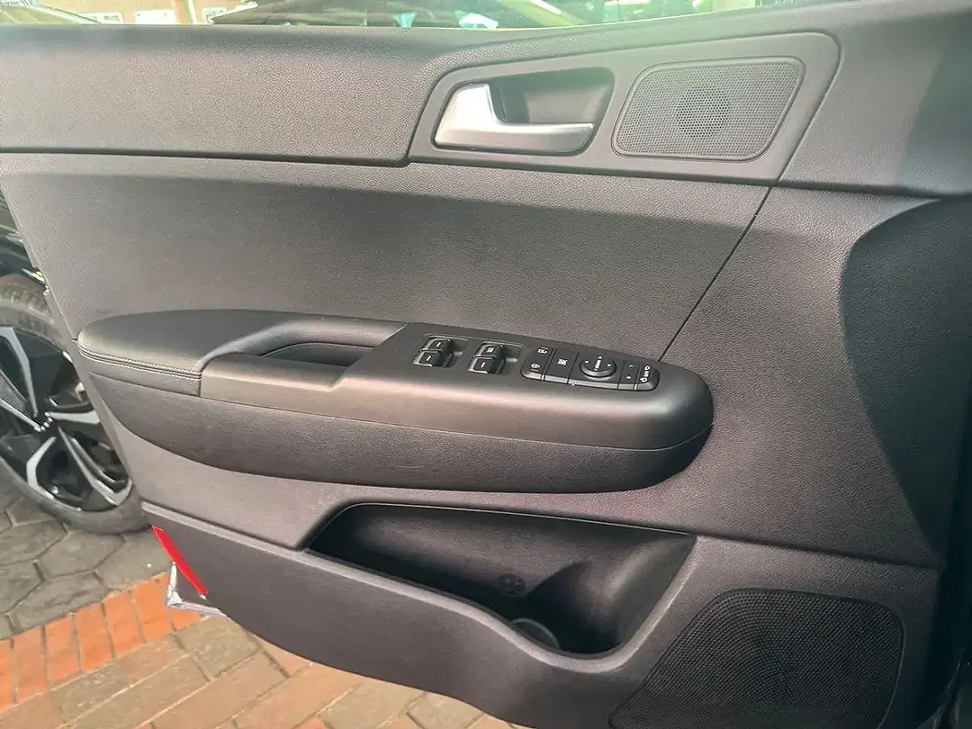 Kia Sportage 1.6 Vision - Thumbnail 14