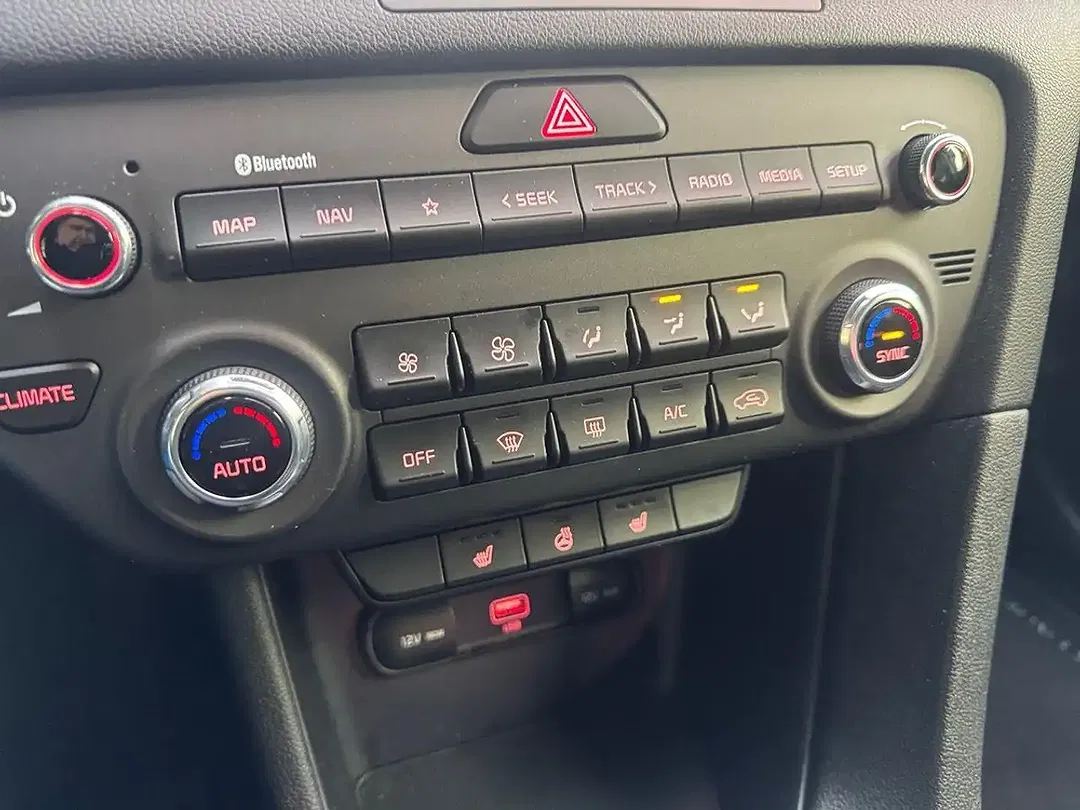 Kia Sportage 1.6 Vision - Thumbnail 18