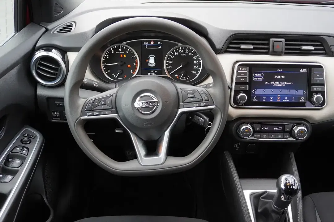 Nissan Micra 1.0 - Thumbnail 10
