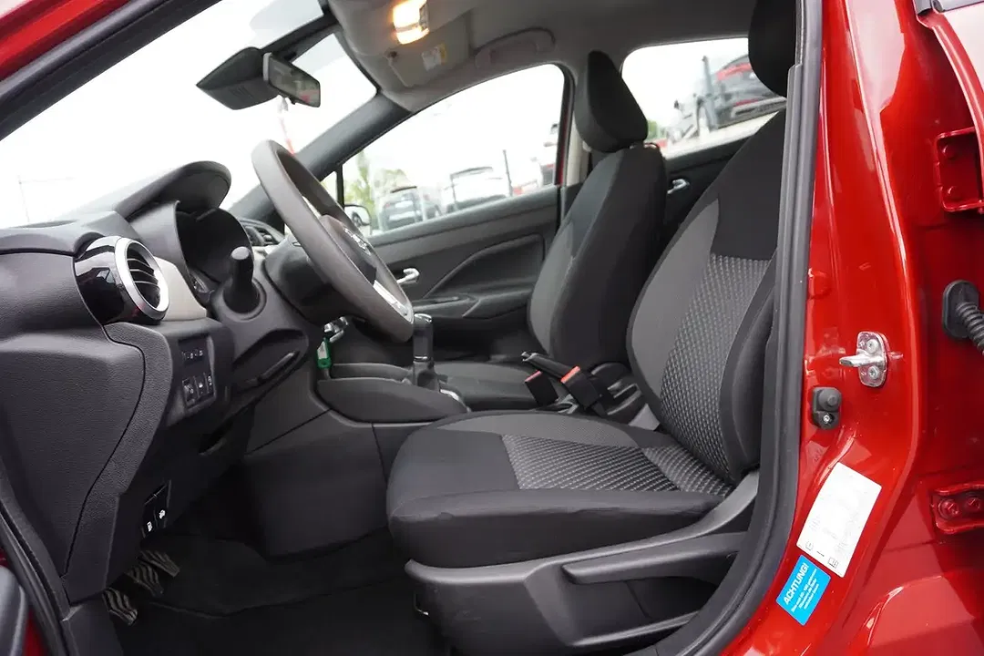 Nissan Micra 1.0 - Thumbnail 11
