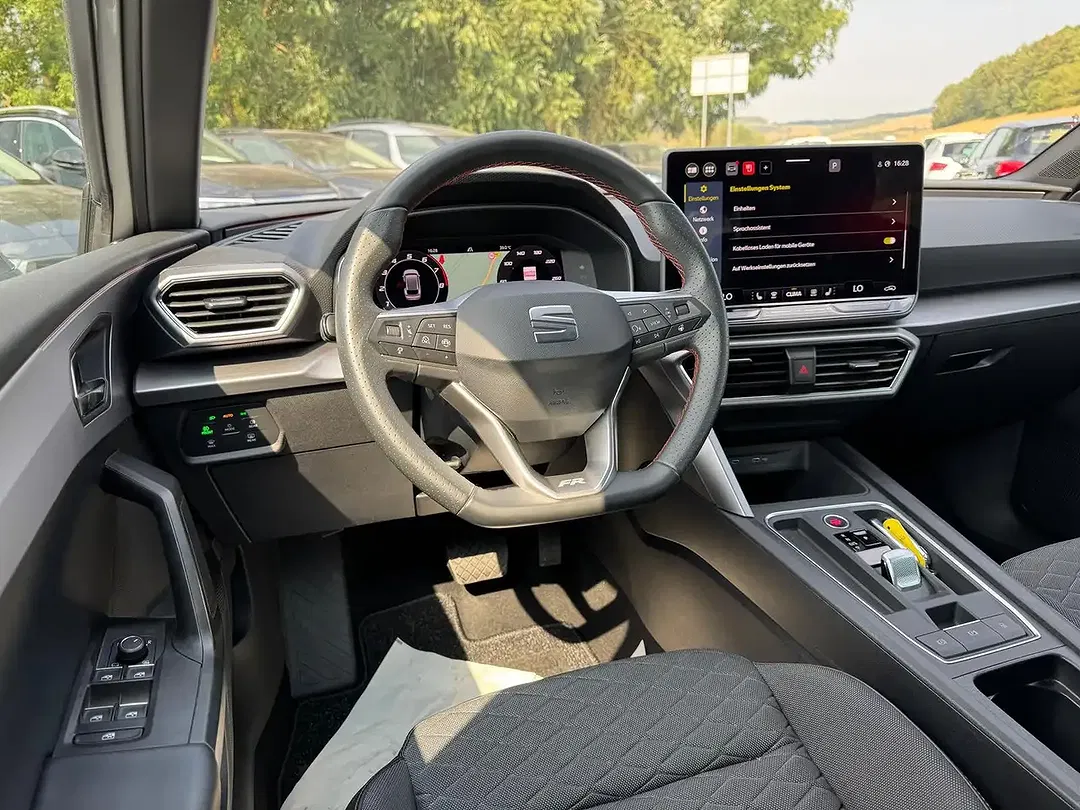SEAT Leon 1.5 eTSI DSG FR - Thumbnail 14