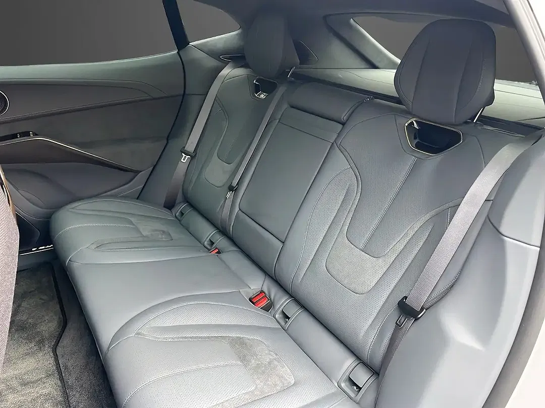 Lotus Eletre R Comfort - foto 15