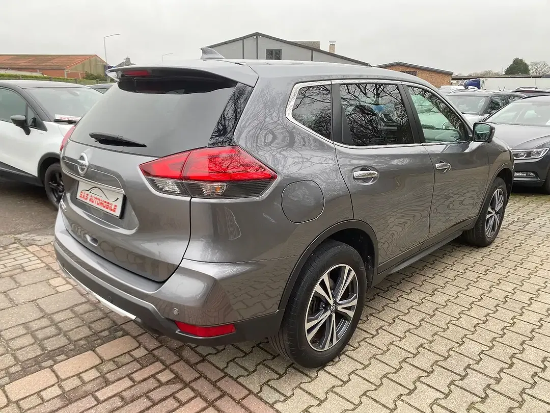 Nissan X-Trail Acenta - Thumbnail 3