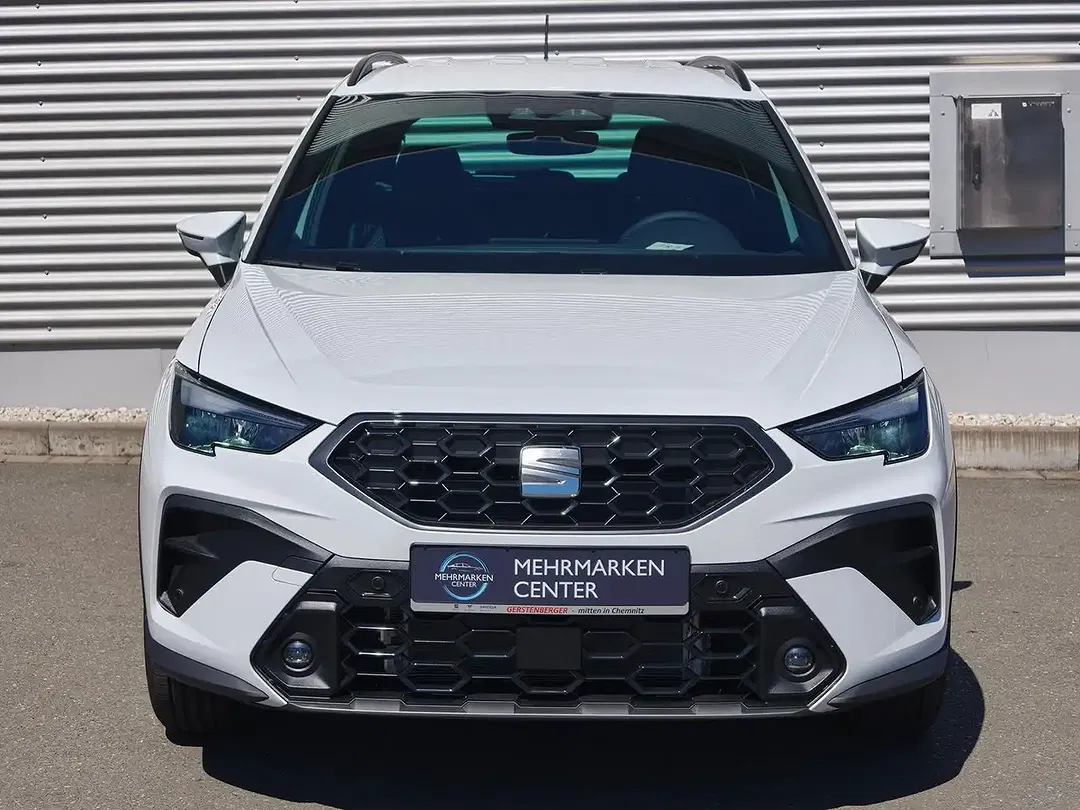 SEAT Arona 1.0 TSI DSG Style - Thumbnail 1