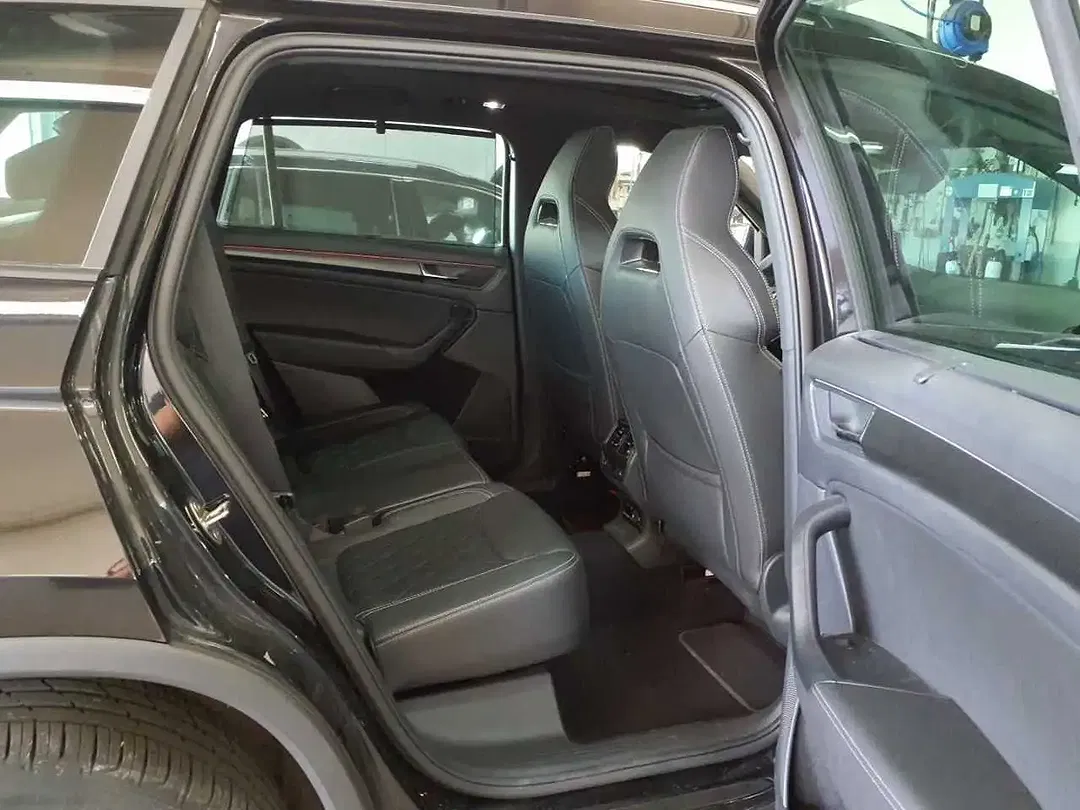 Skoda Kodiaq 2.0 TDI 4x4 Sportline - Thumbnail 8