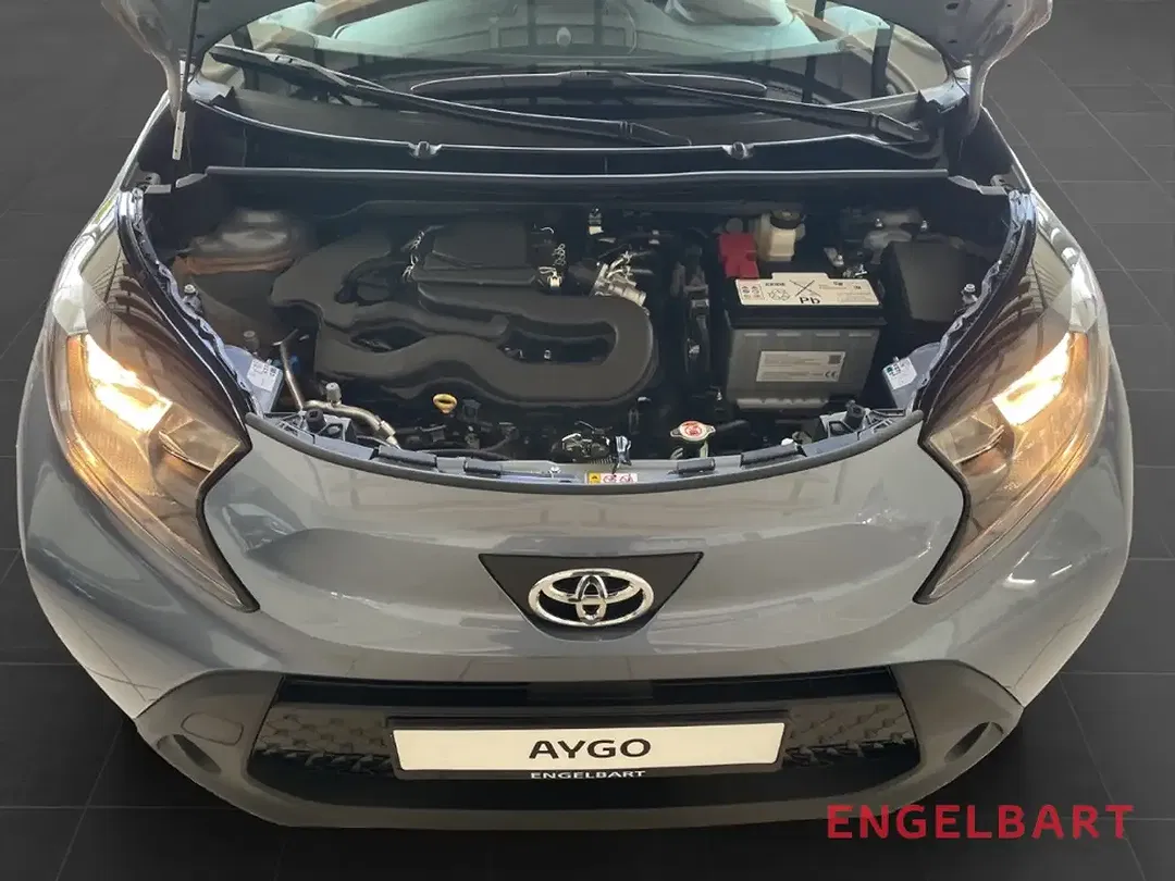 Toyota Aygo X Business Edition - Thumbnail 13
