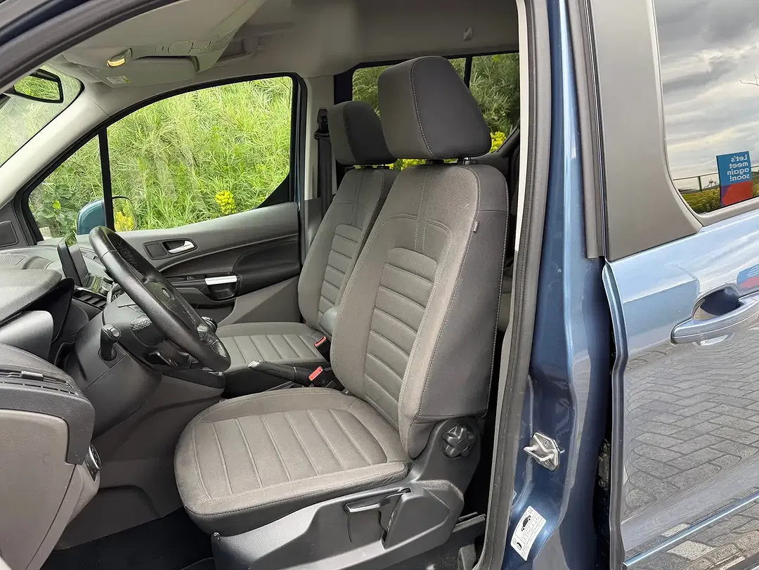 Ford Tourneo Connect 1.5 TDCi Titanium - Thumbnail 10