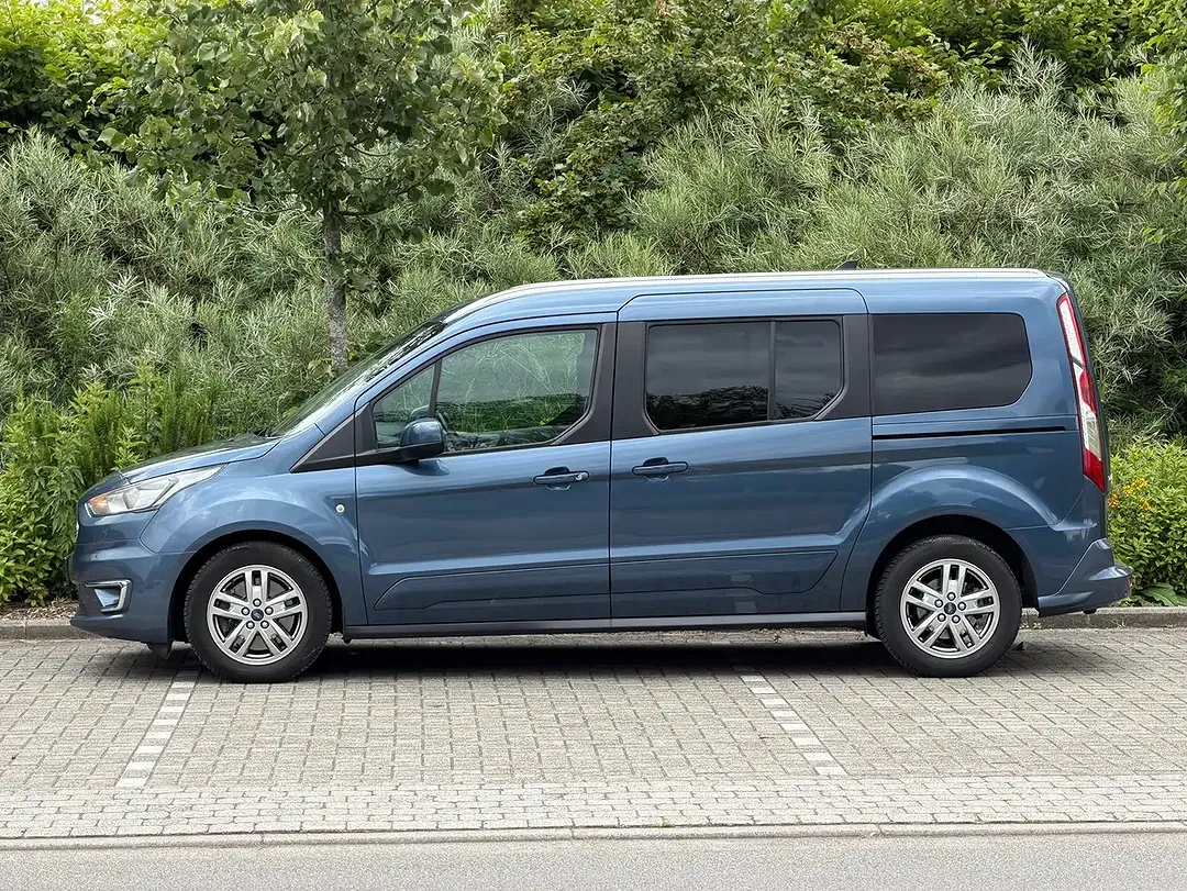 Ford Tourneo Connect 1.5 TDCi Titanium - Thumbnail 3