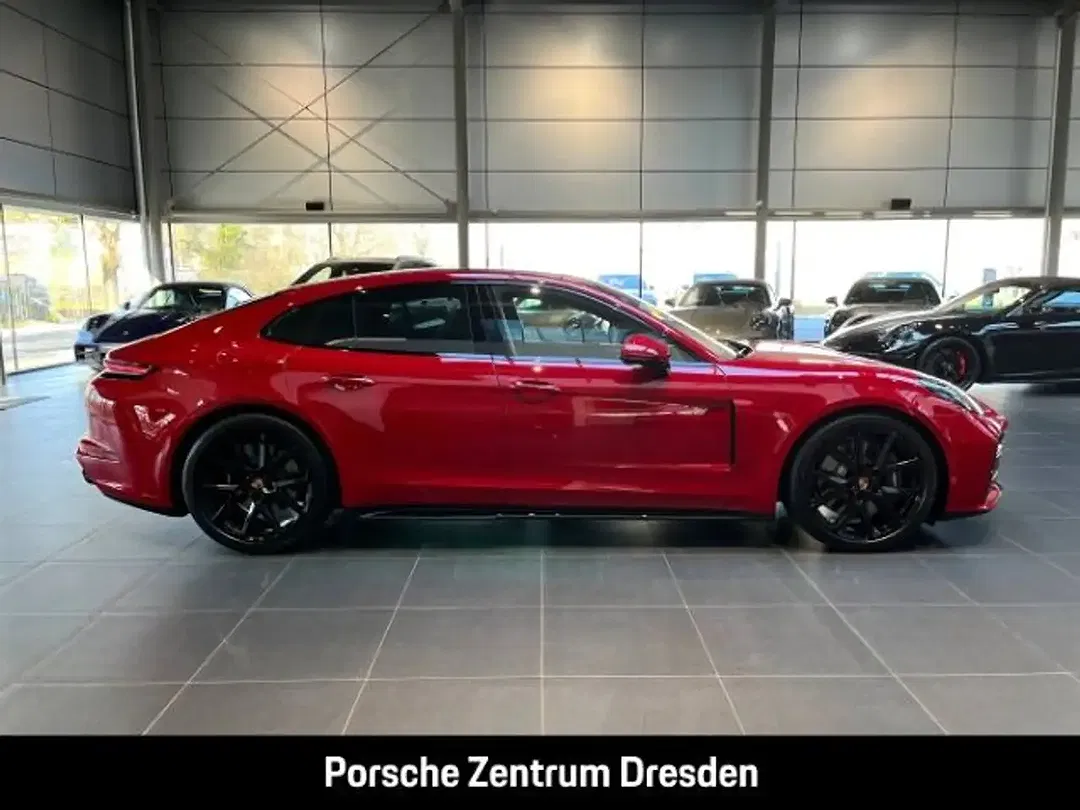 Porsche Panamera E-Hybrid 4 - Thumbnail 10