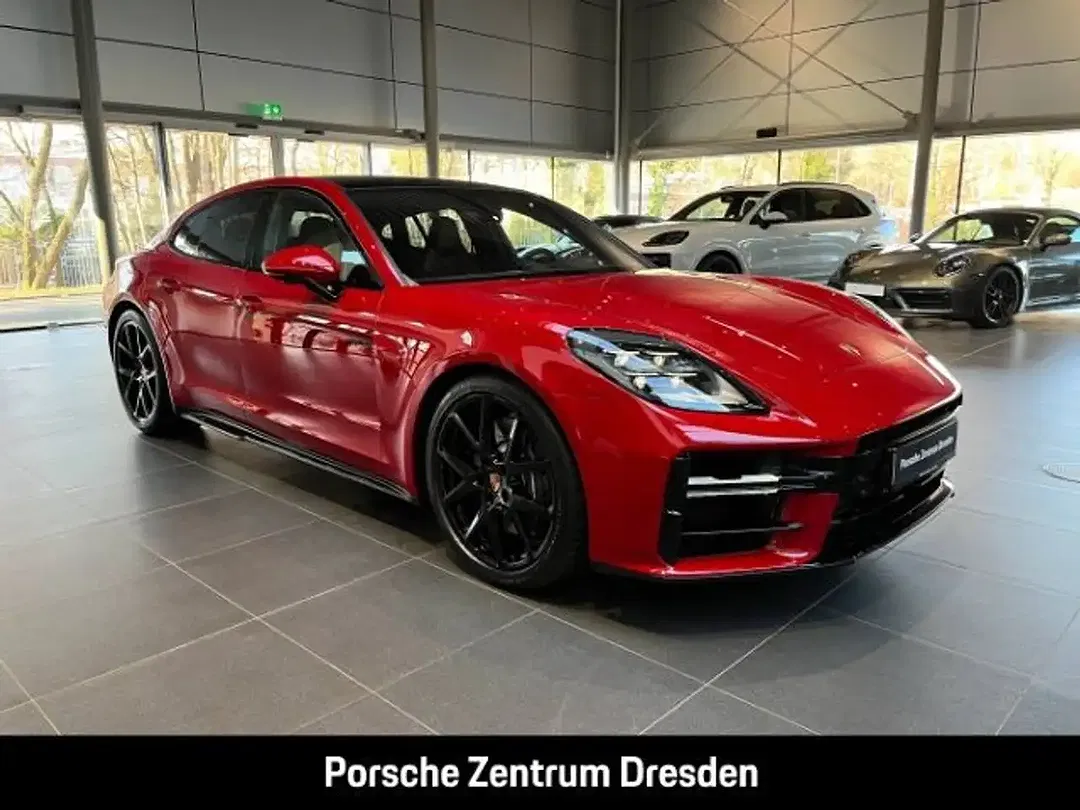 Porsche Panamera E-Hybrid 4 - Thumbnail 11