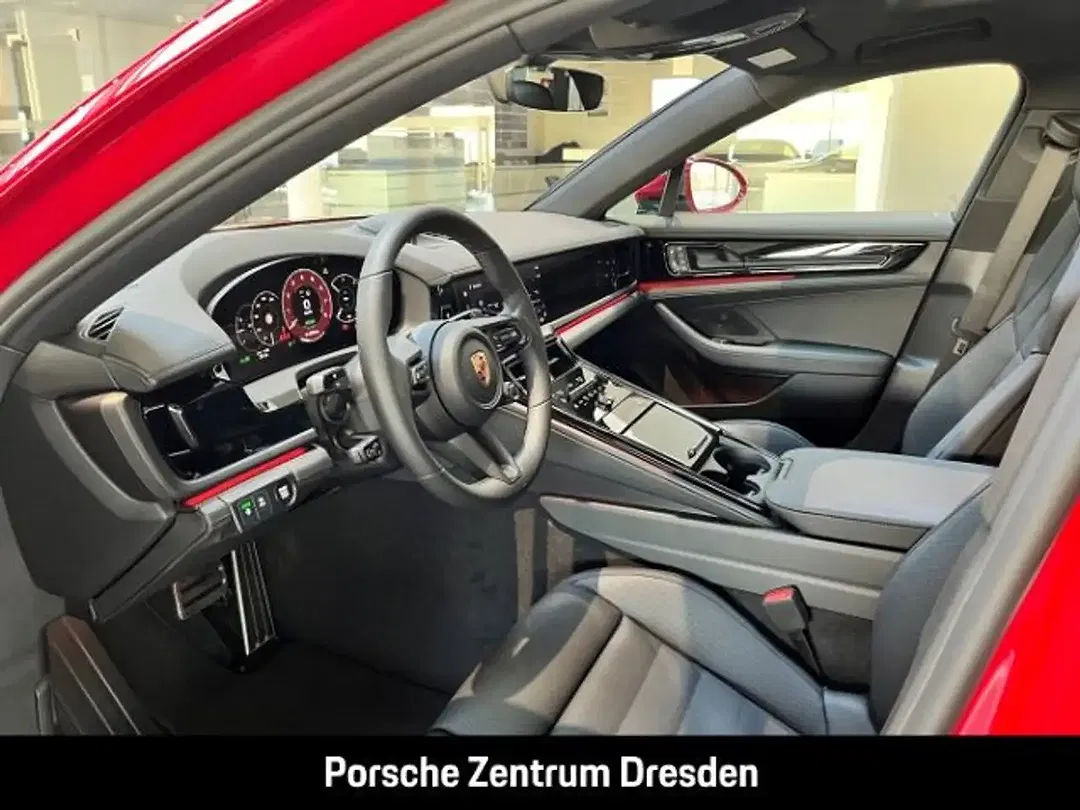 Porsche Panamera E-Hybrid 4 - Thumbnail 4