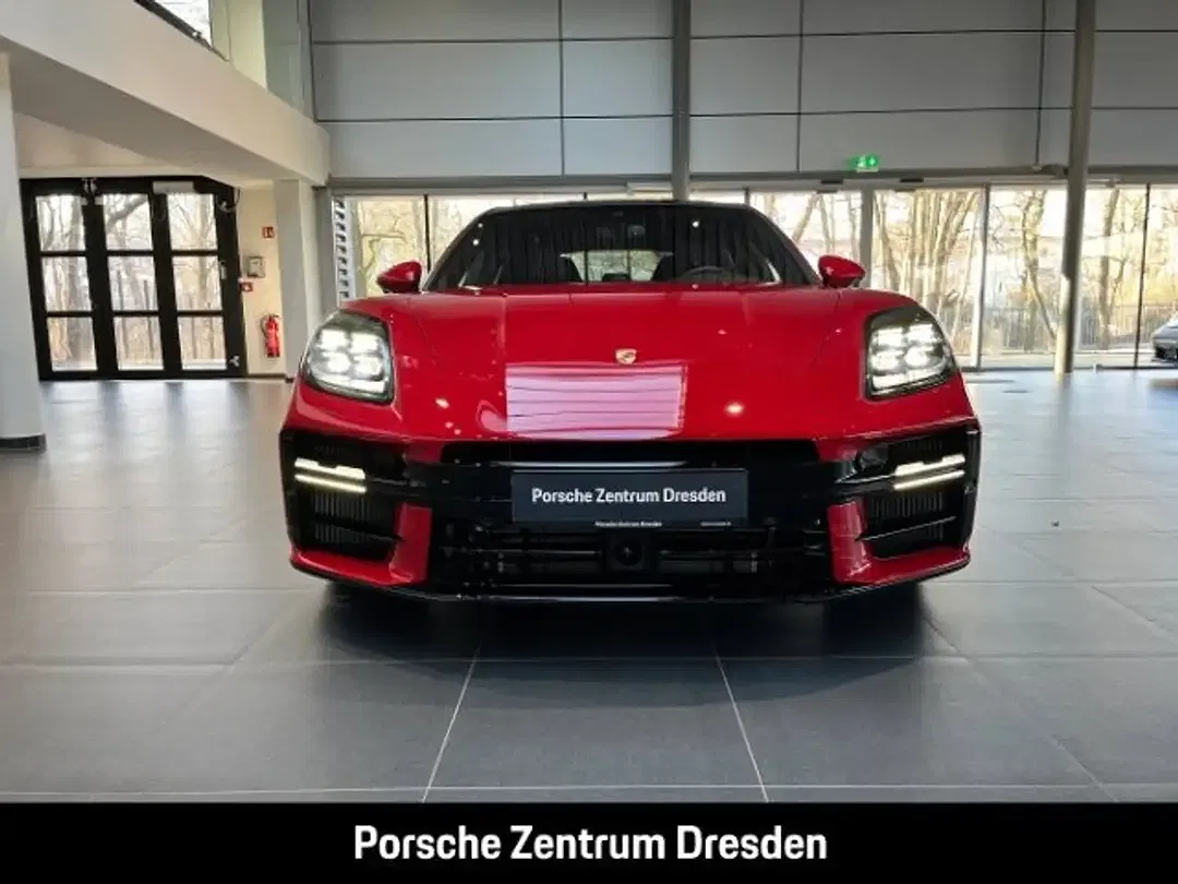 Porsche Panamera E-Hybrid 4 - Thumbnail 6