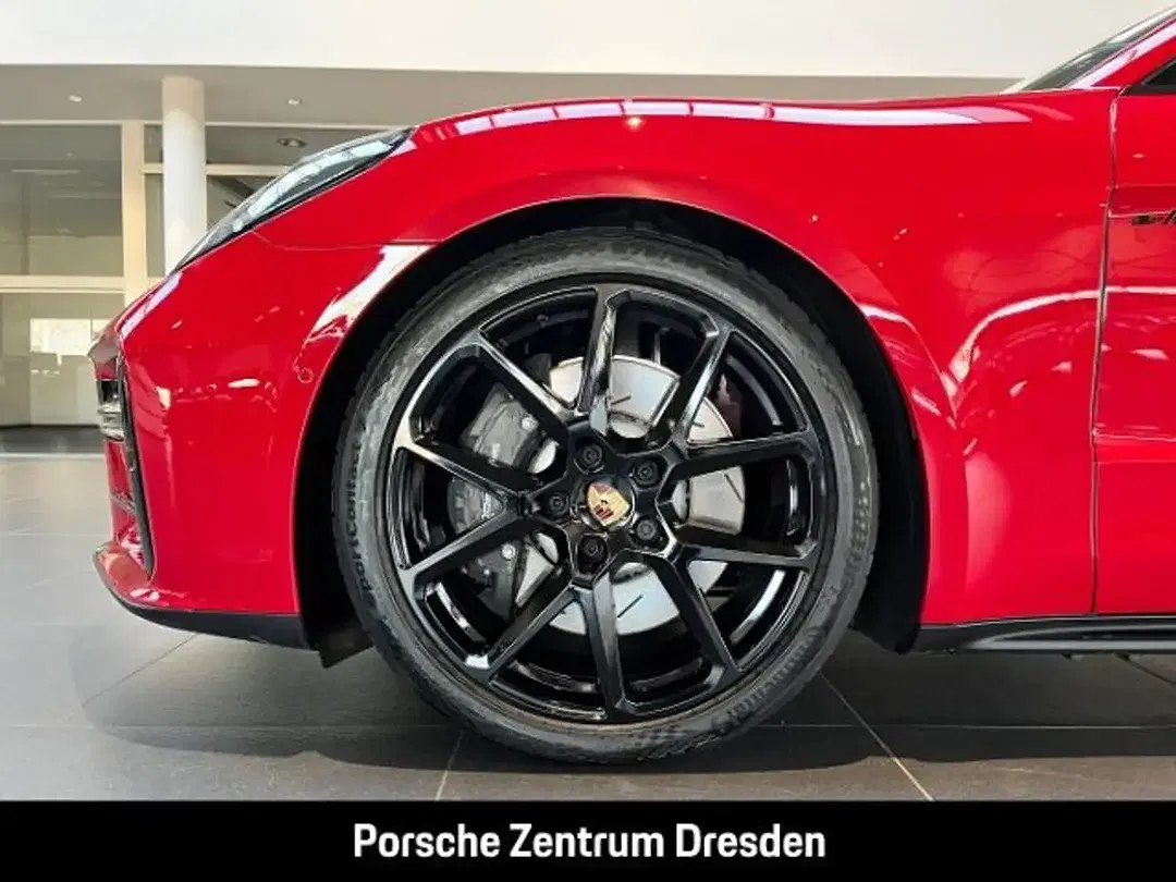 Porsche Panamera E-Hybrid 4 - Thumbnail 8