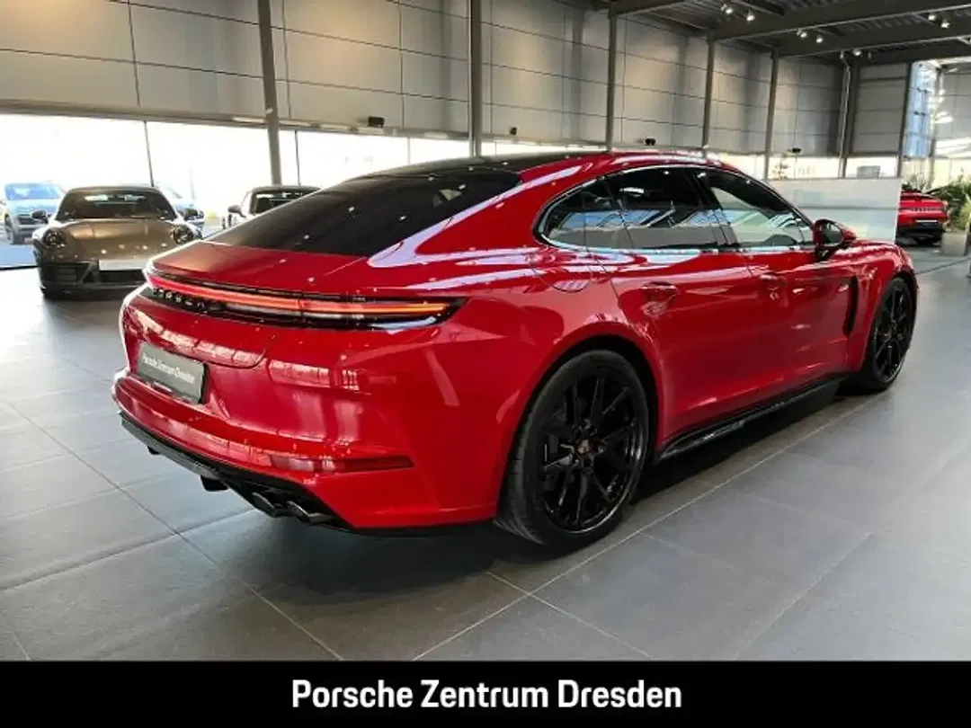 Porsche Panamera E-Hybrid 4 - Thumbnail 9