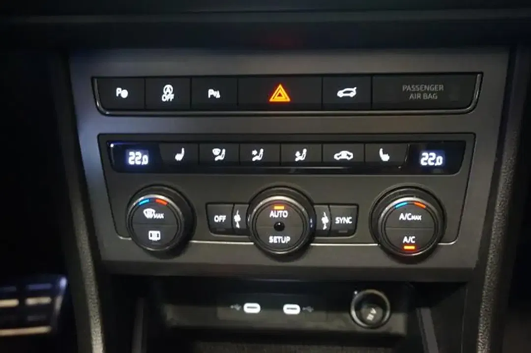 CUPRA Ateca 1.5 TSI DSG - Thumbnail 11