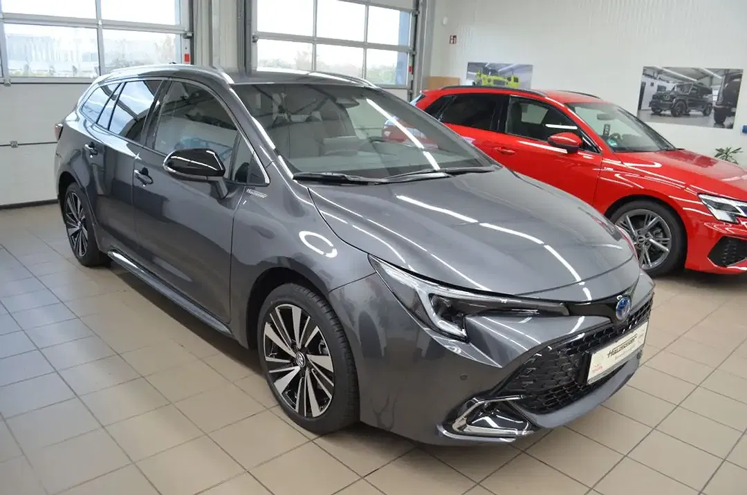 Toyota Corolla Hybrid Teamplayer - Thumbnail 3