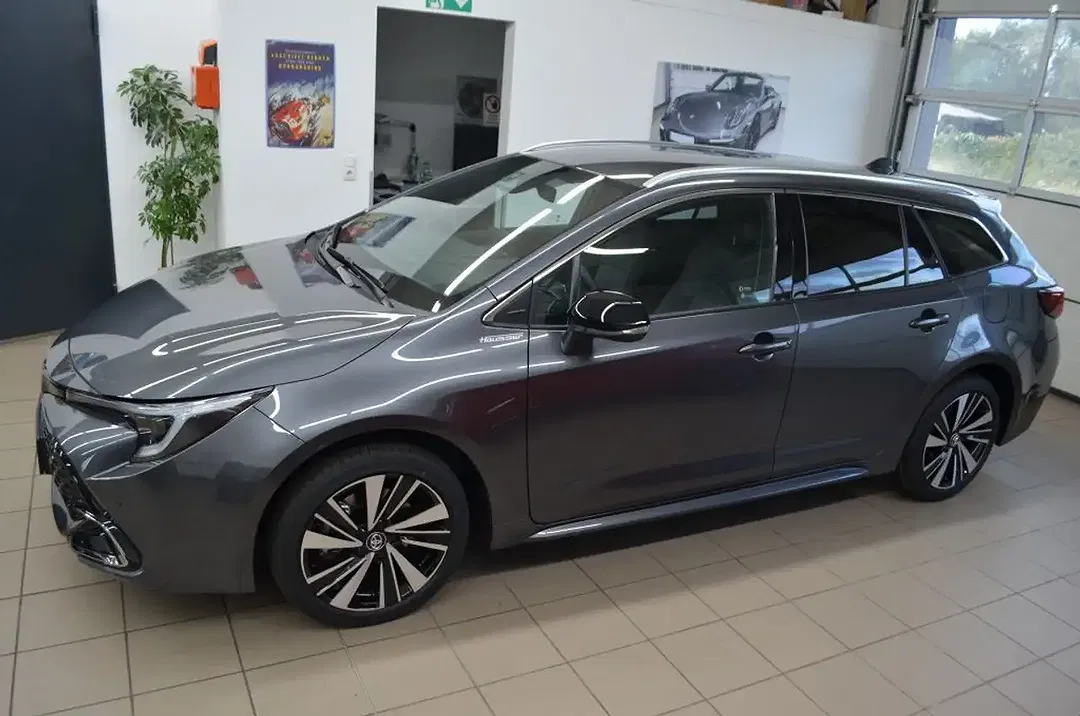 Toyota Corolla Hybrid Teamplayer - Thumbnail 4