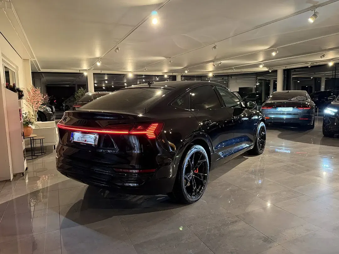 Audi Q8 e-tron 55 quattro Matrix LED ABT S line - Thumbnail 14