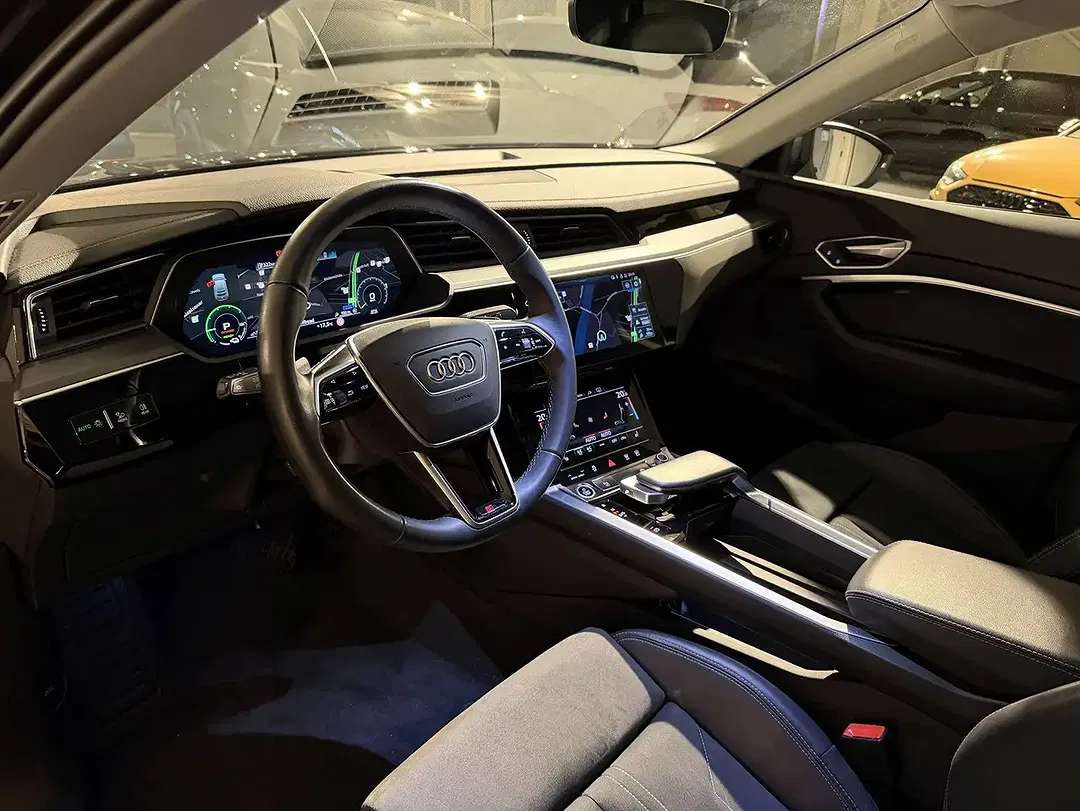 Audi Q8 e-tron 55 quattro Matrix LED ABT S line - Thumbnail 5