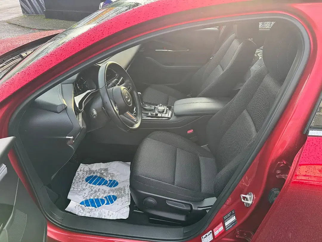 Mazda CX-30 - Thumbnail 5