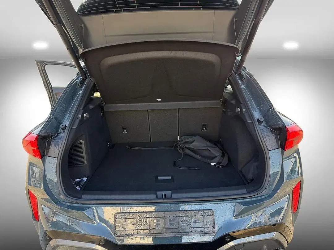 CUPRA Terramar PHEV VZ1 - Thumbnail 8