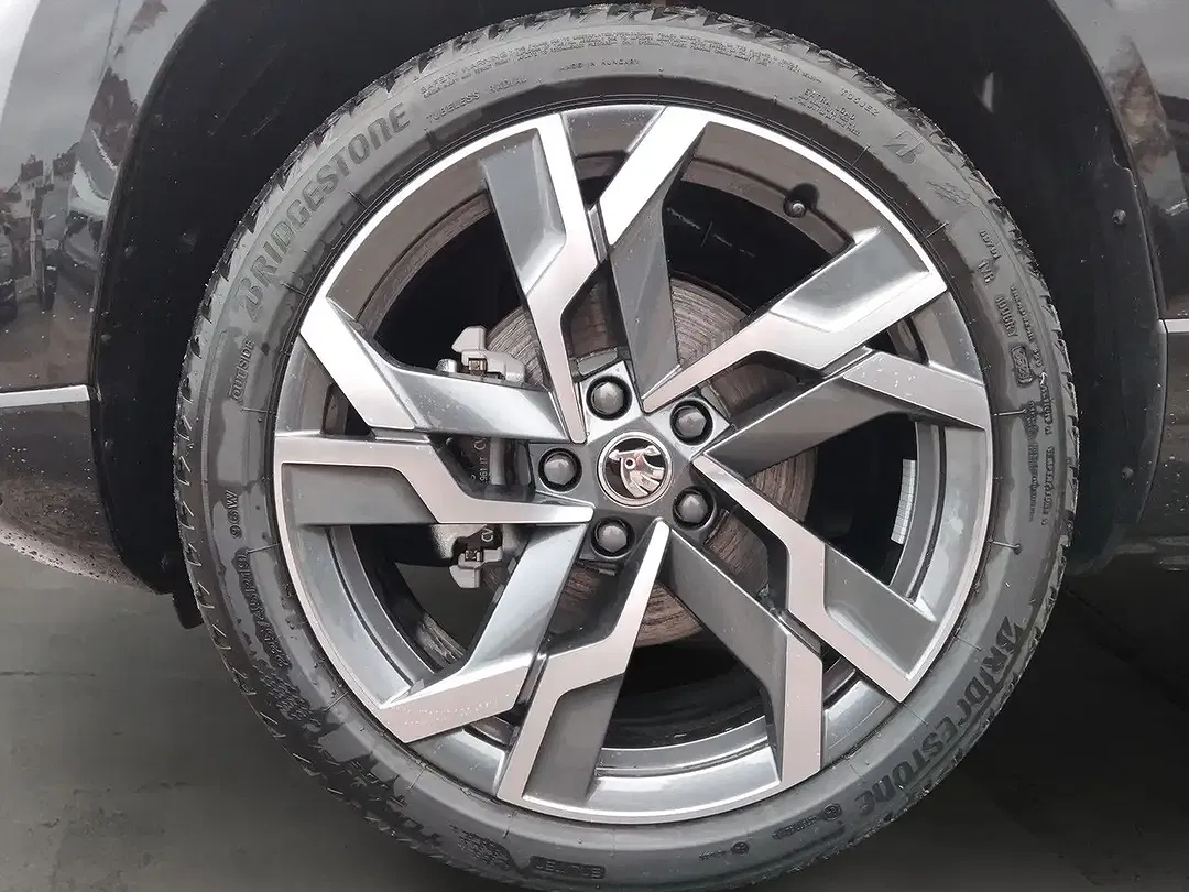 Skoda Karoq 2.0 TSI 4x4 Sportline - Thumbnail 7