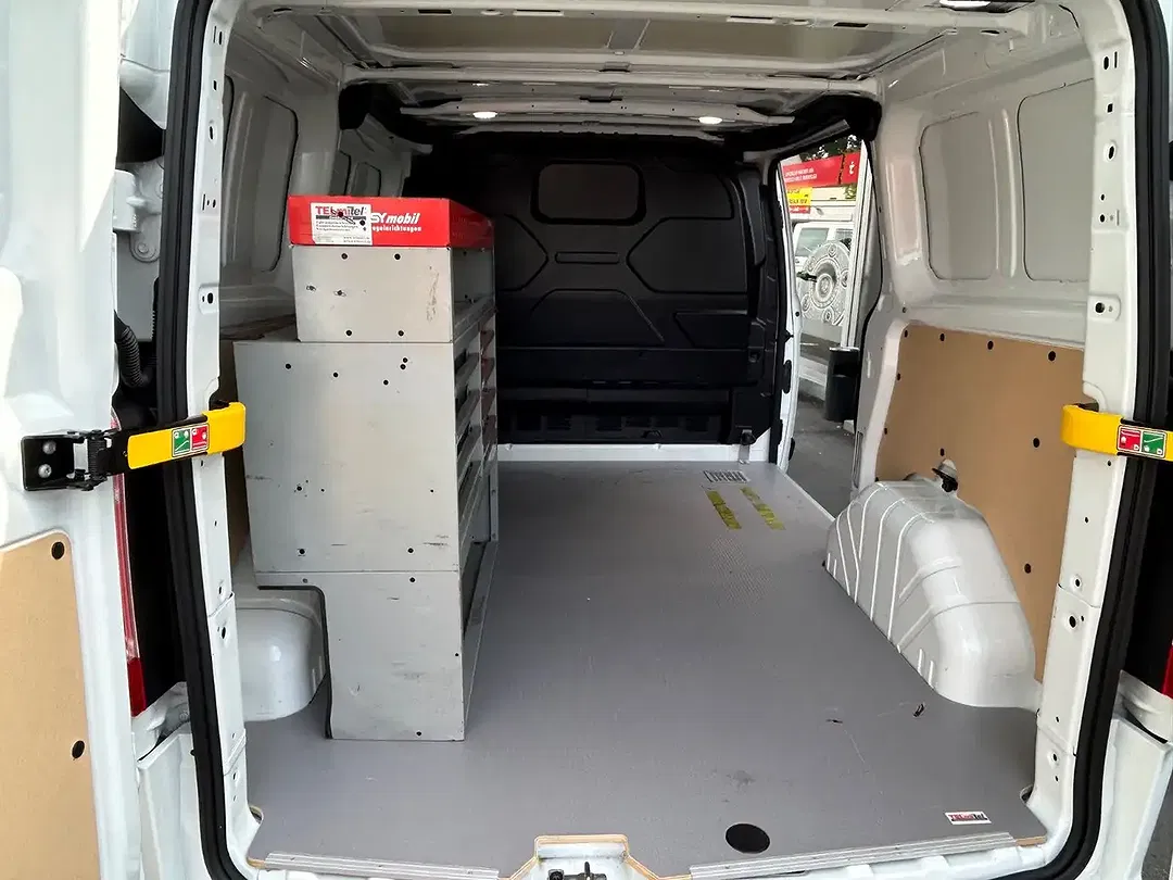 Ford Transit Custom AUT - Thumbnail 8
