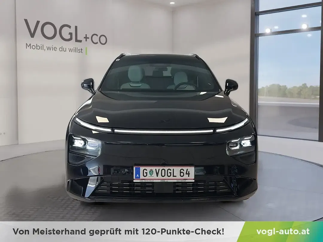 Xpeng G9 AWD Performance - Thumbnail 6