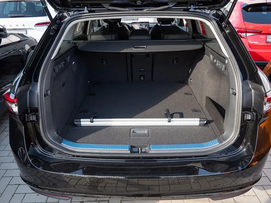Skoda Superb 2.0 TDI 4x4 Combi Selection - Thumbnail 15
