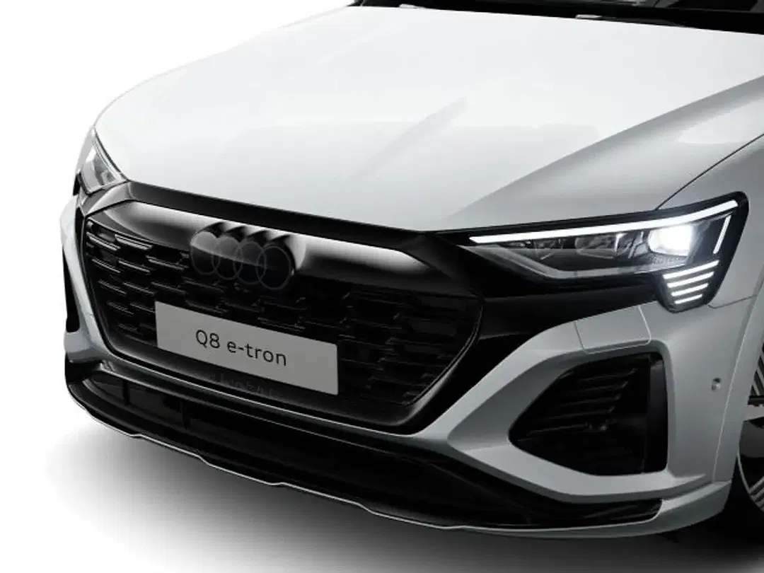 Audi Q8 e-tron 55 quattro S line - Thumbnail 4