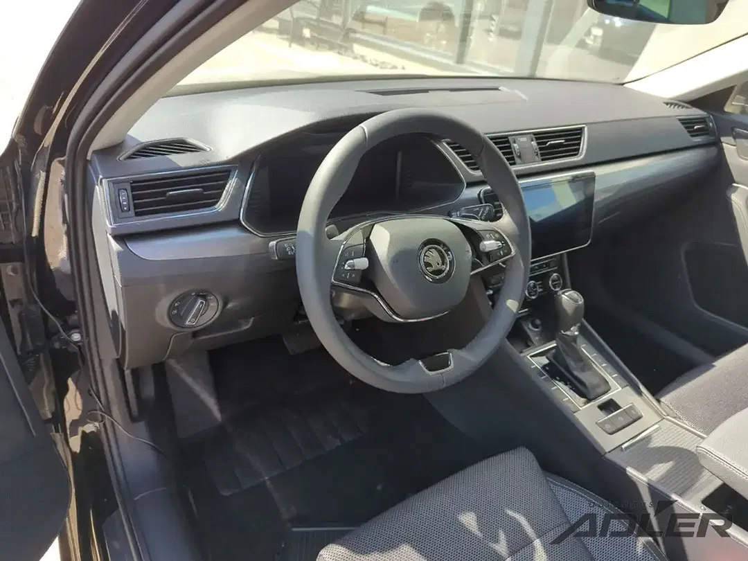 Skoda Superb 2.0 TDI DSG Combi Style - Thumbnail 7