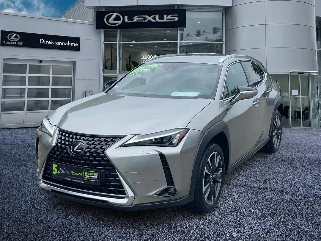 Lexus UX 250h Style Edition - foto 2