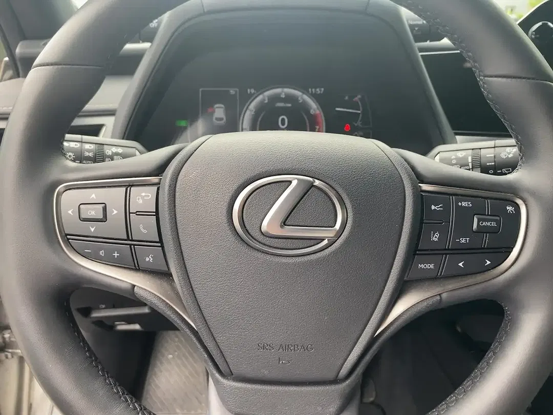 Lexus UX 250h Style Edition - Thumbnail 20