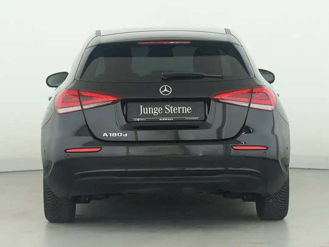 Mercedes-Benz A 180 AUT - Thumbnail 4