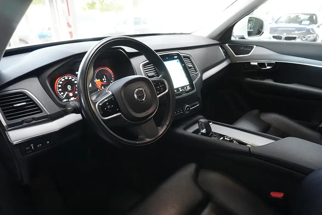 Volvo XC90 T8 AWD Inscription Expression - Thumbnail 13