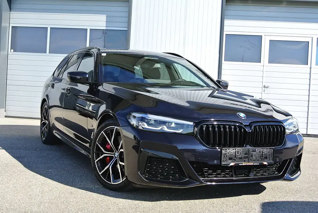 BMW 520 AUT Touring - Thumbnail 4