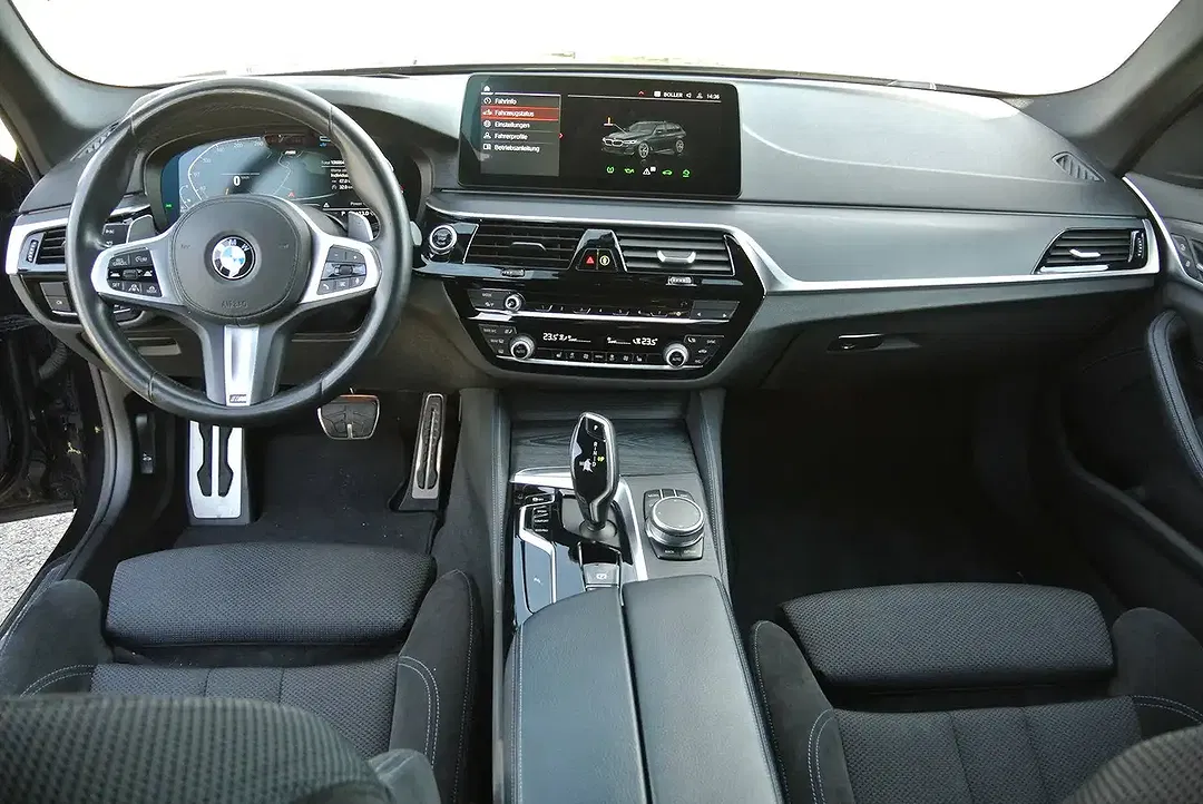 BMW 520 AUT Touring - Thumbnail 6
