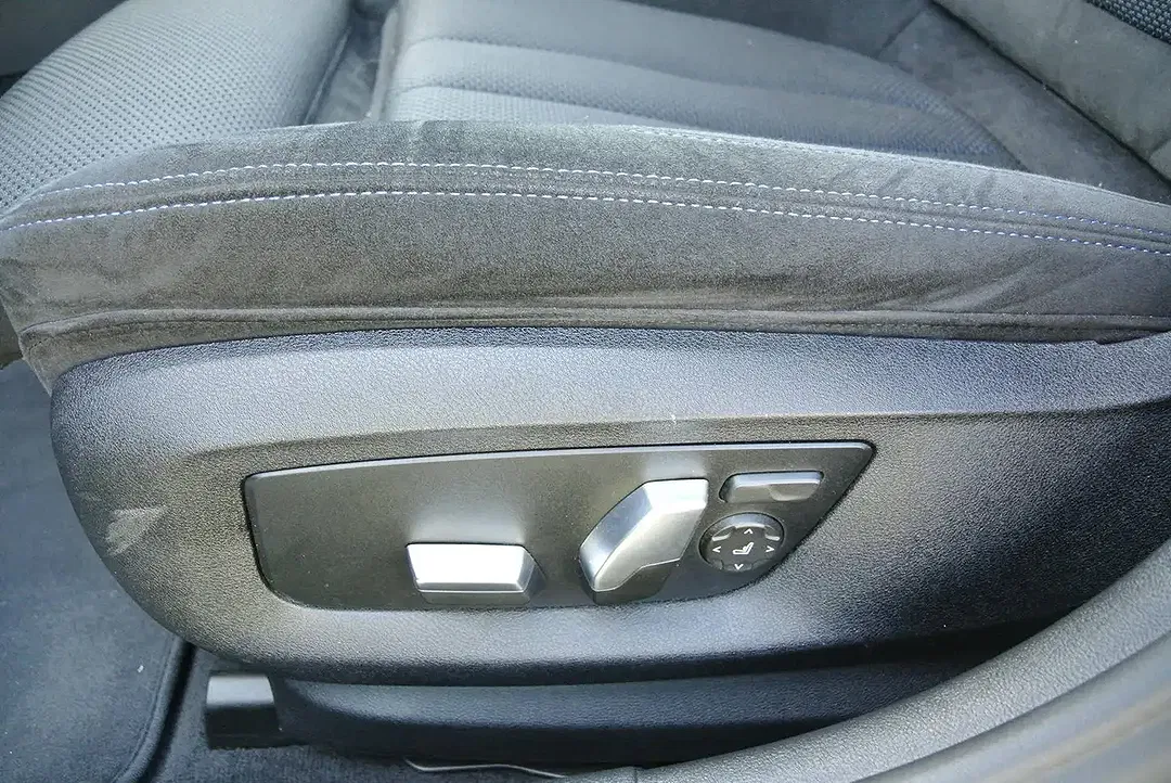 BMW 520 AUT Touring - Thumbnail 9