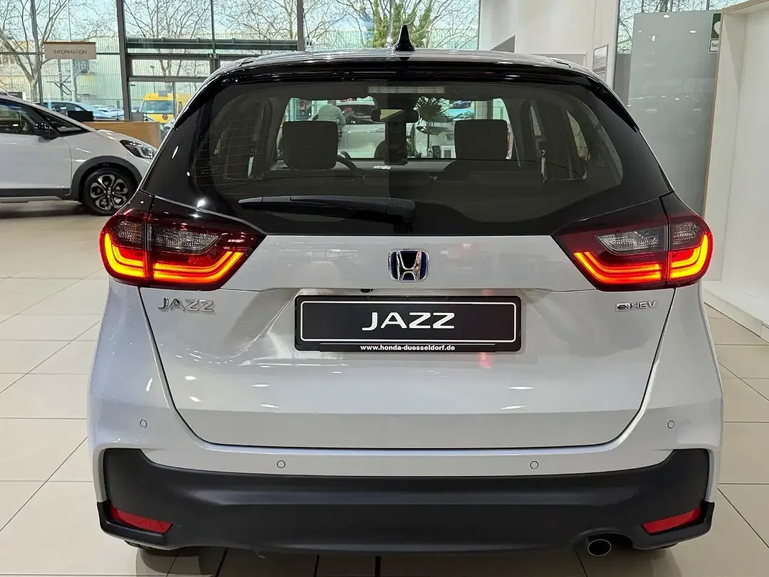 Honda Jazz 1.5 Hybrid - Thumbnail 4