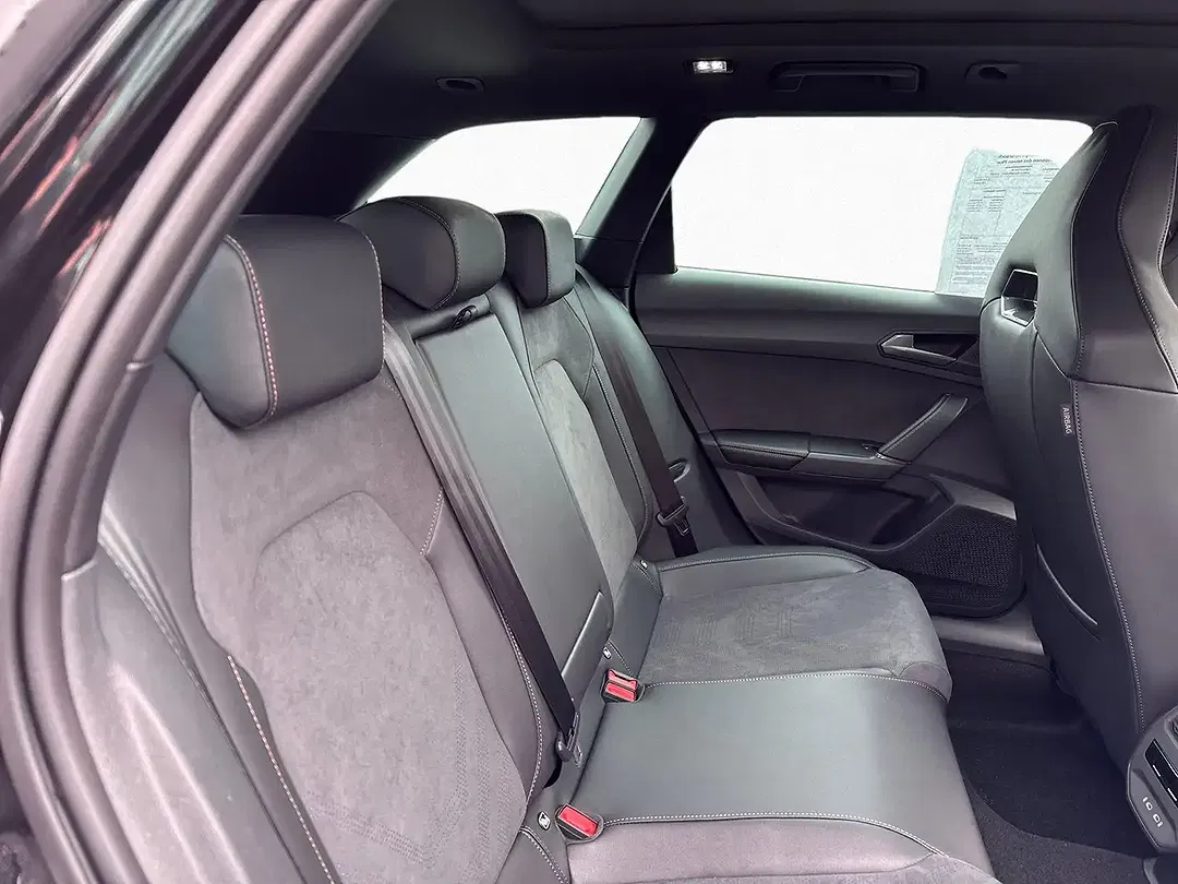 CUPRA Leon 2.0 TSI DSG 4Drive VZ - Thumbnail 10