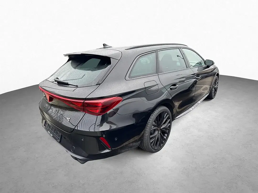 CUPRA Leon 2.0 TSI DSG 4Drive VZ - Thumbnail 4