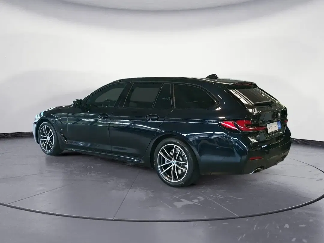 BMW 520 AUT Touring M Sport Business - Thumbnail 3